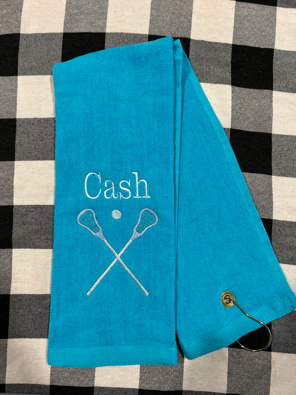 Lacrosse towel with grommet